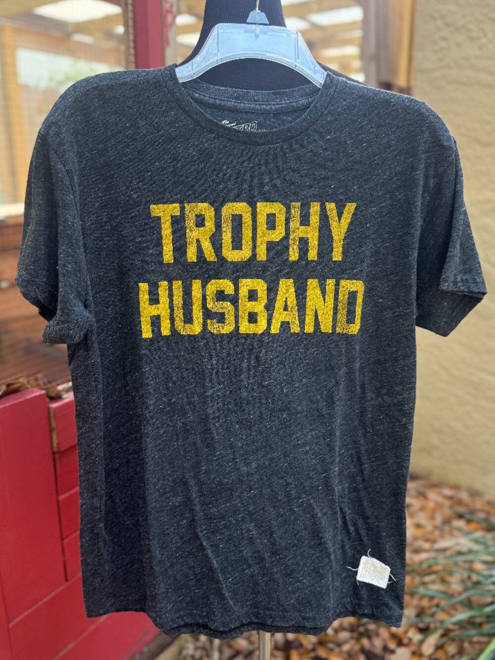 The Original Retro Brand Trophy Husband T-Shirt Men's Medium Streaky Black